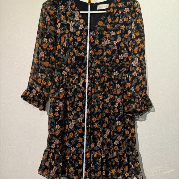 Muted floral print Black 3/4 sleeve dress Perfect for fall! - Picture 6 of 9